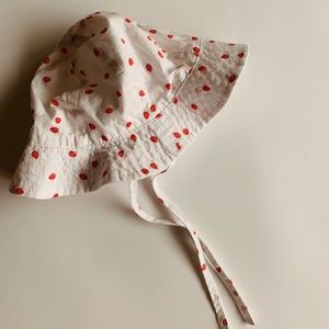 H&M strawberry baby sun hat